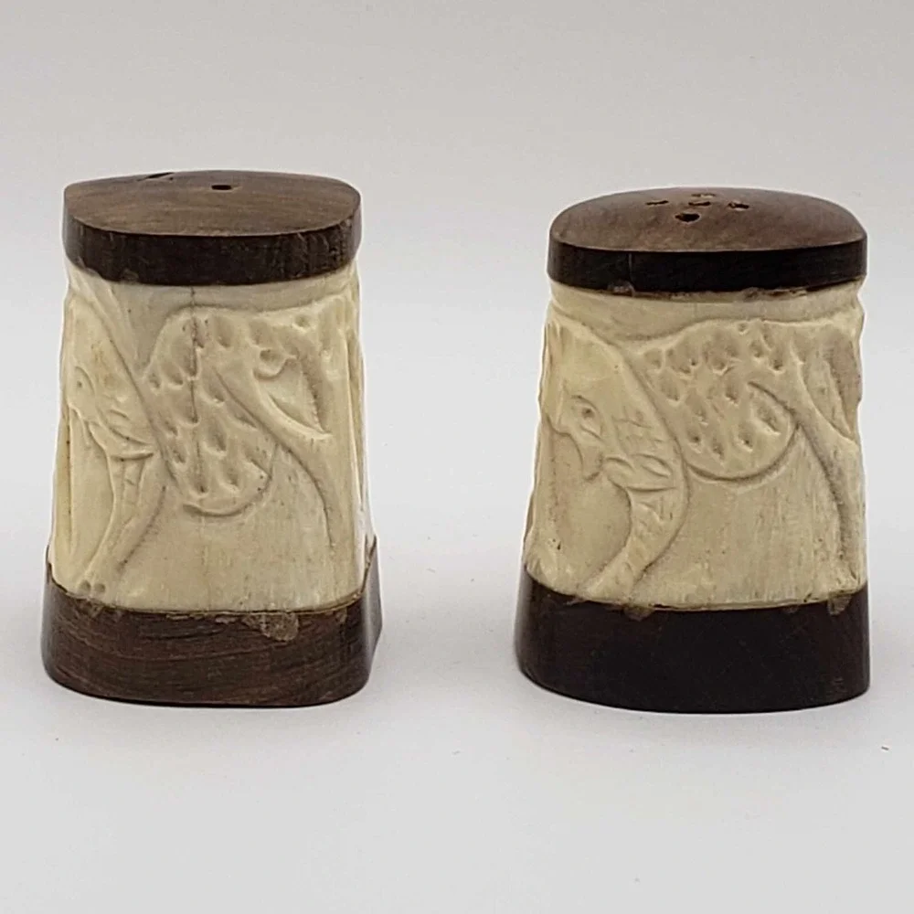 African Handmade Bone & Wood Elephant Salt Pepper Shakers Kitchen Collectables